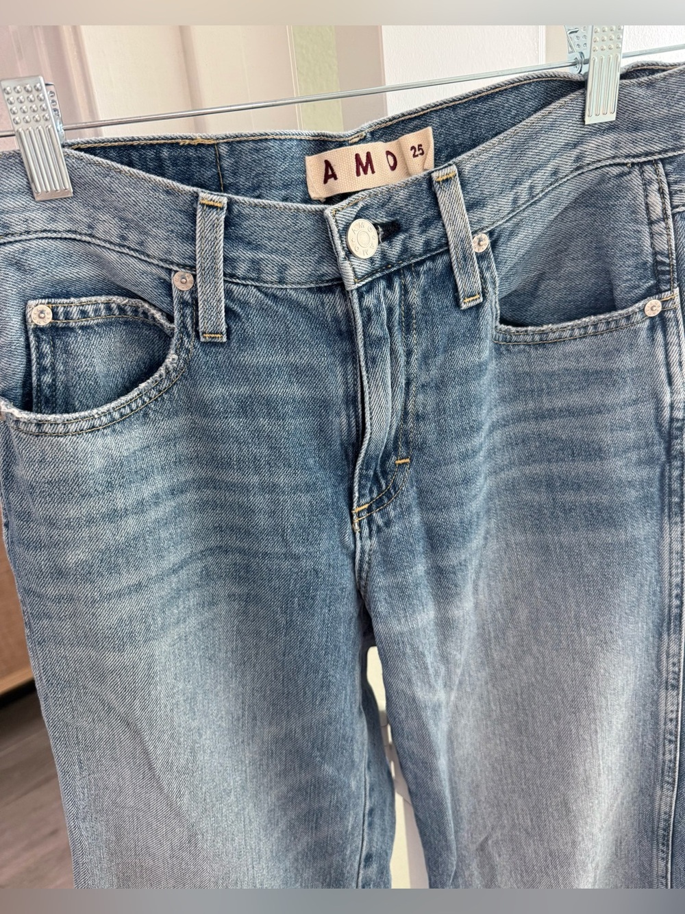 Amo High-Rise Wide-Leg Jeans - Picture 3 of 6